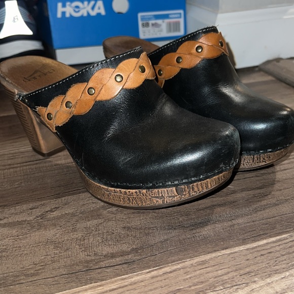 Dansko clogs - Picture 2 of 4